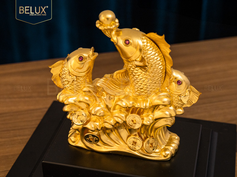 Tượng Cá Chép Vượt Vũ Môn Dát Vàng 24k